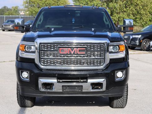 Used 2015 GMC Sierra 2500 Denali w/ Duramax Plus Package image 5