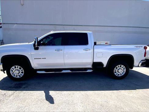 Used 2020 Chevrolet Silverado 2500 LTZ w/ LTZ Plus Package image 4