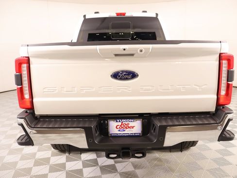 Used 2025 Ford F250 Lariat w/ Lariat Ultimate Package AWD/4WD image 24