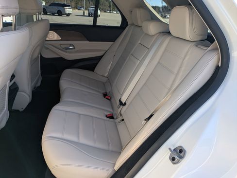 Used 2024 Mercedes-Benz GLE 450 4MATIC image 26