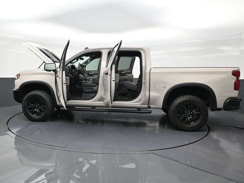 Used 2026 Chevrolet Silverado 1500 ZR2 AWD/4WD image 29