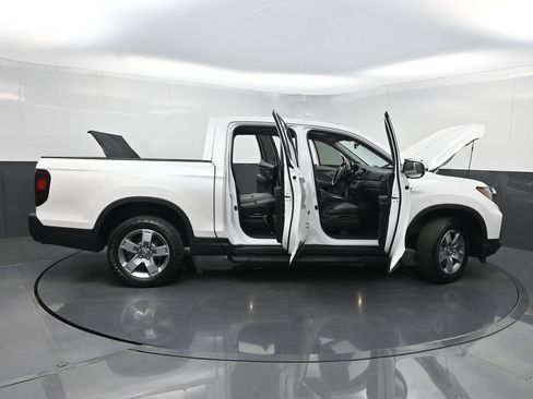 Used 2025 Honda Ridgeline RTL image 35