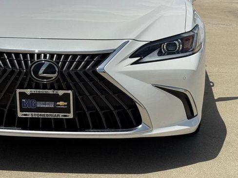 Used 2025 Lexus ES 350 w/ Premium Package FWD image 8