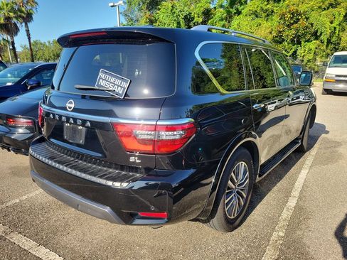 Used 2024 Nissan Armada SL w/ Captain's Chairs Package AWD/4WD image 3