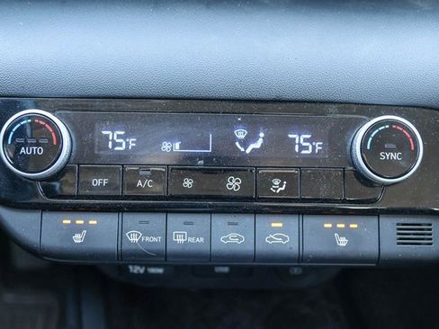 Certified 2021 Hyundai Elantra SEL w/ Convenience Package image 15