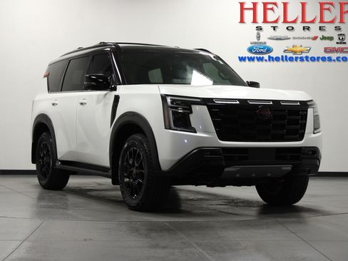 Used 2025 Nissan Armada PRO-4X AWD/4WD image 1