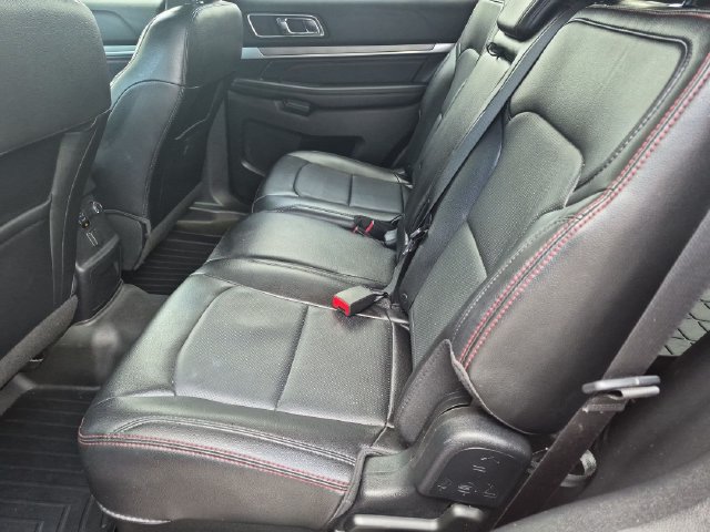 Used 2017 Ford Explorer Sport AWD/4WD image 23
