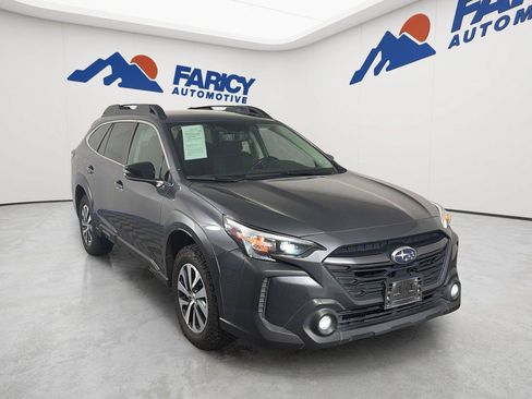 Used 2023 Subaru Outback Premium AWD/4WD image 6