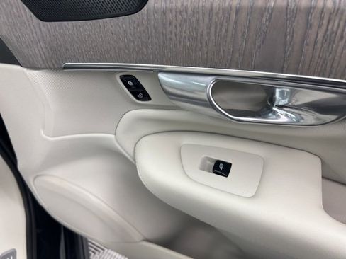 Used 2023 Volvo XC90 B6 Plus w/ Protection Package image 26