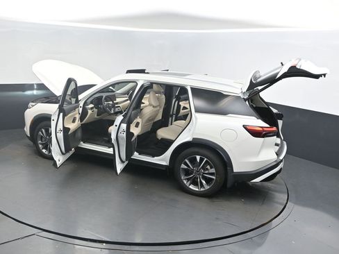 Certified 2023 INFINITI QX60 Luxe w/ Cargo Package image 2
