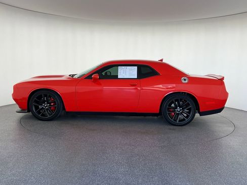 Used 2022 Dodge Challenger GT w/ Performance Handling Group image 7