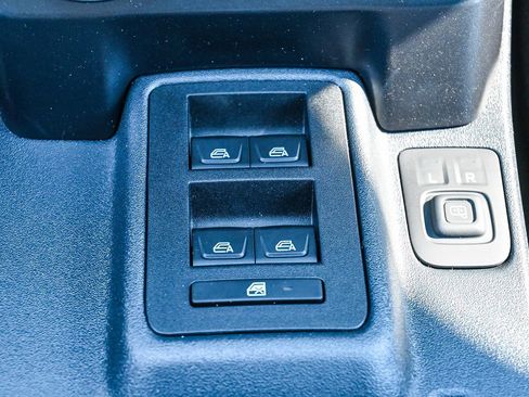 New 2025 Ford Bronco Badlands image 33