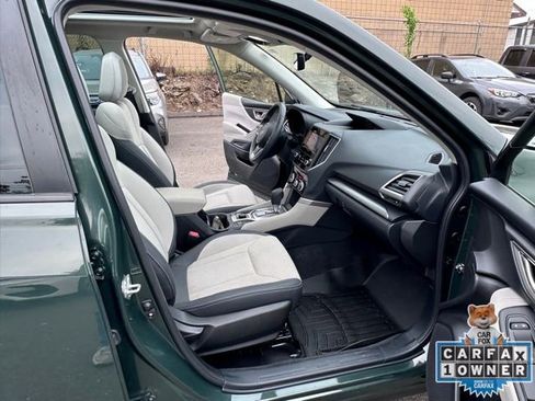 Used 2023 Subaru Forester Premium AWD/4WD image 29