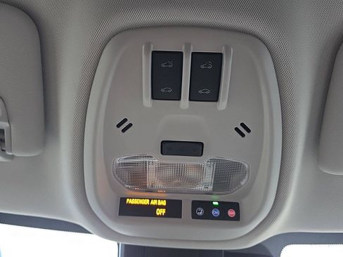 New 2025 Chevrolet Trax LT w/ Sunroof Package FWD image 15