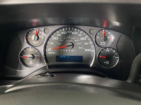 Certified 2023 GMC Savana 2500 w/ Driver Convenience Package image 17