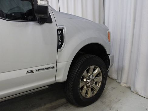 Used 2017 Ford F250 Platinum w/ Platinum Ultimate Package AWD/4WD image 28