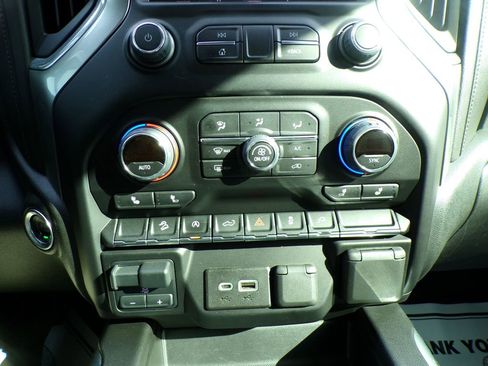 Used 2021 Chevrolet Silverado 1500 RST w/ All Star Edition Plus image 30