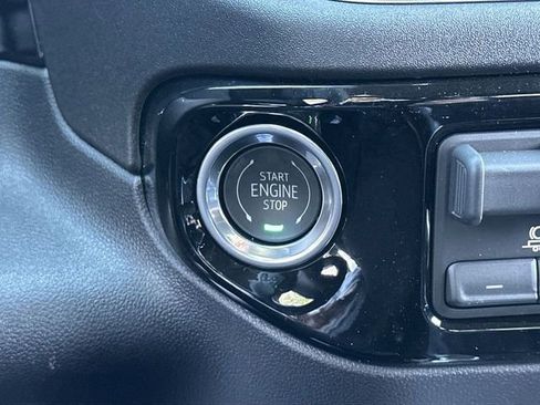 New 2026 GMC Sierra 1500 Elevation w/ Elevation Premium Package AWD/4WD image 17