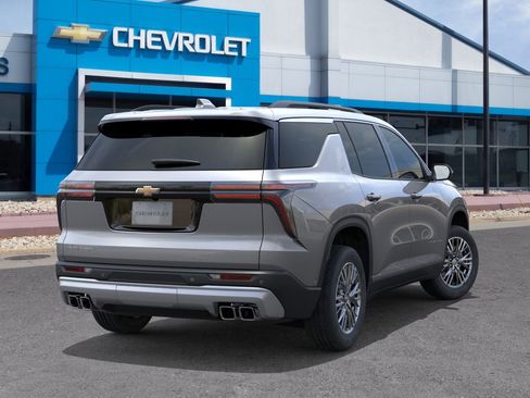 New 2026 Chevrolet Traverse LT w/ LPO, Floor Liner Package image 8