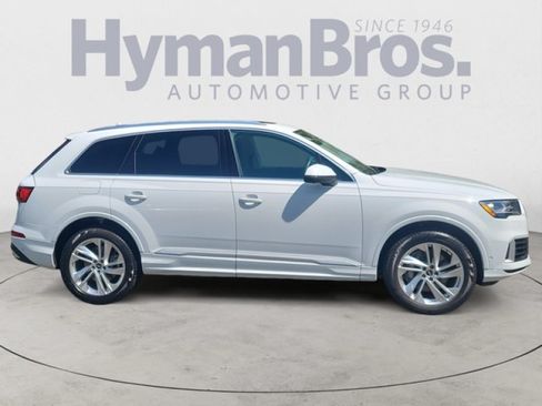 Used 2023 Audi Q7 3.0T Premium Plus w/ Premium Plus Package AWD/4WD image 2