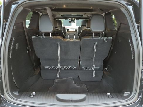 Used 2026 Chrysler Pacifica Limited FWD image 23