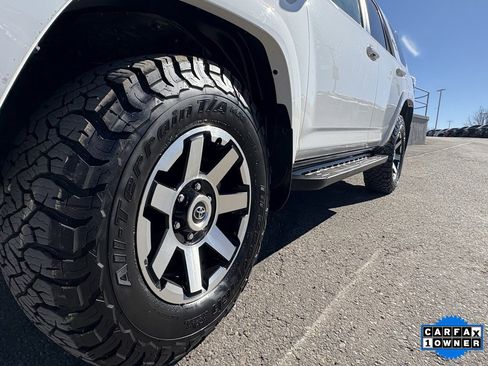 Certified 2022 Toyota 4Runner TRD Off-Road image 11