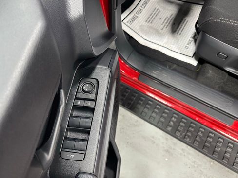 Used 2025 Toyota 4Runner SR5 image 9