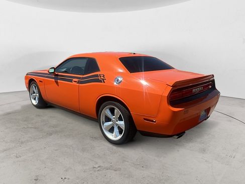 Used 2014 Dodge Challenger R/T RWD image 4