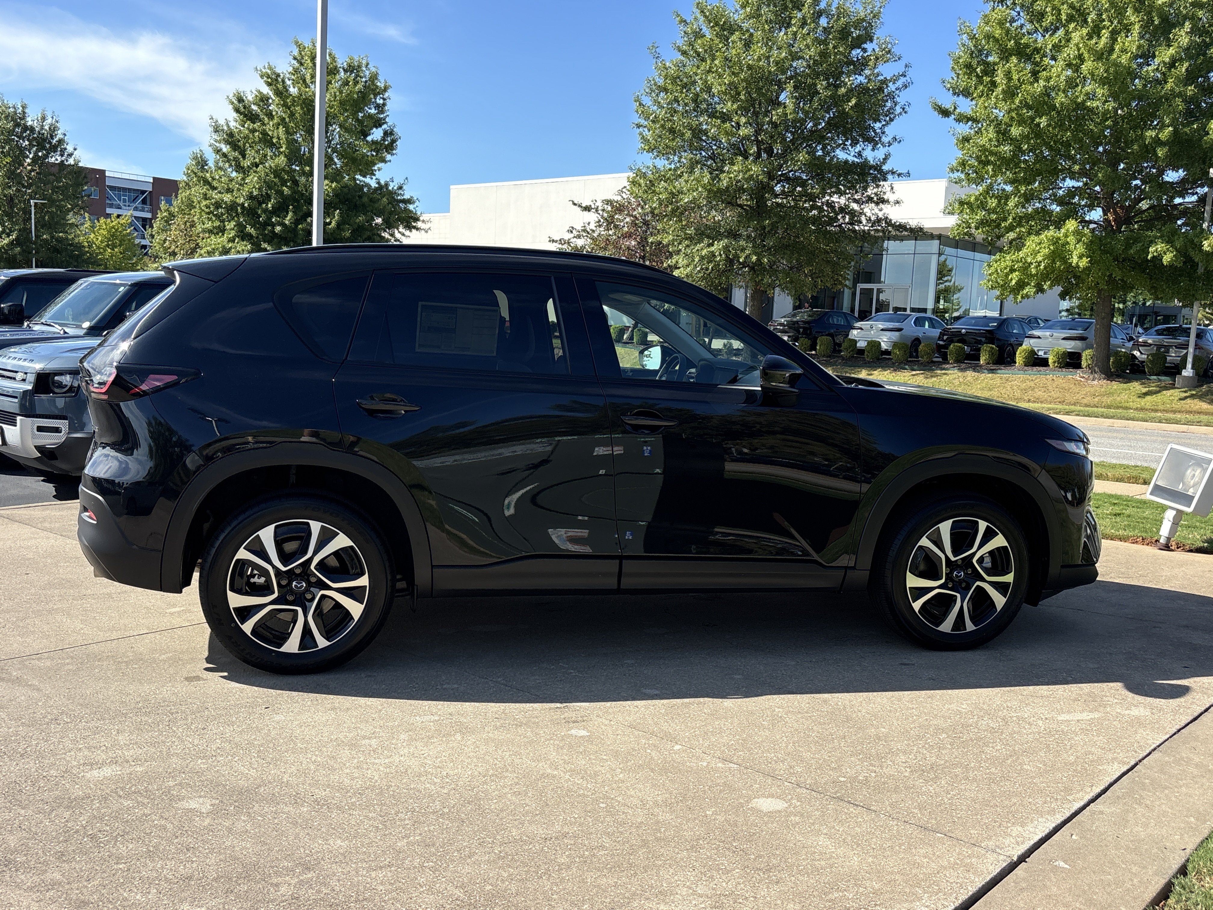 New 2026 MAZDA CX-5 Preferred AWD/4WD image 2