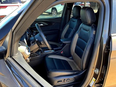 Used 2021 Chevrolet TrailBlazer ACTIV w/ Technology Package image 5