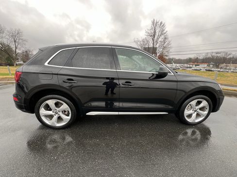 Used 2021 Audi Q5 Premium Plus w/ Premium Plus Package image 10