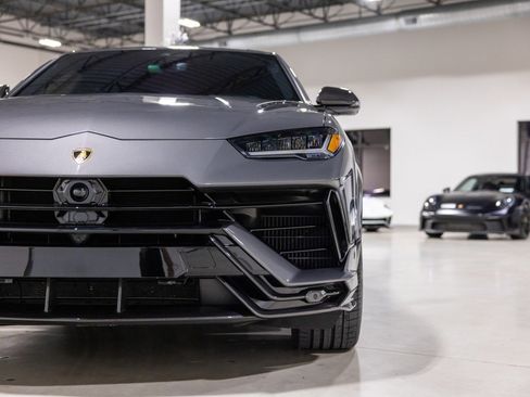 Used 2023 Lamborghini Urus Performante image 22