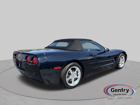 Used 2002 Chevrolet Corvette Convertible w/ Preferred Equipment Group2 RWD image 5