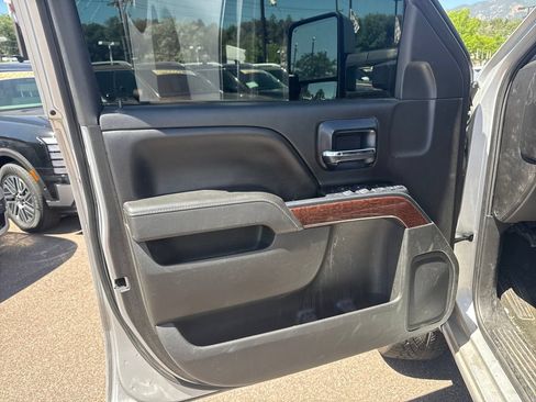 Used 2014 GMC Sierra 1500 SLE w/ SLE Value Package AWD/4WD image 23