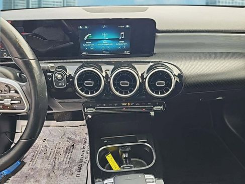 Used 2019 Mercedes-Benz A 220 image 24