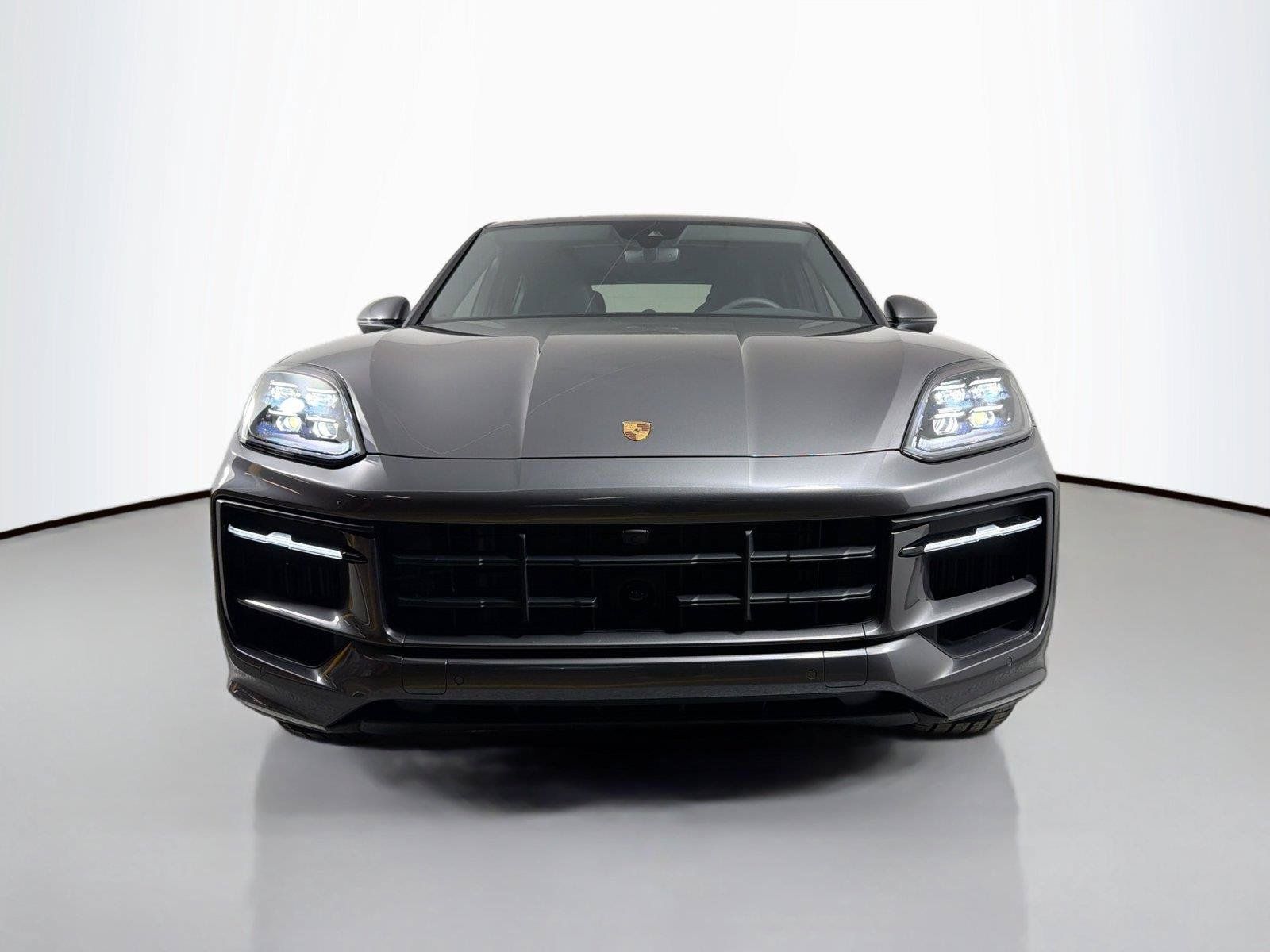 Certified 2025 Porsche Cayenne Coupe AWD/4WD image 10