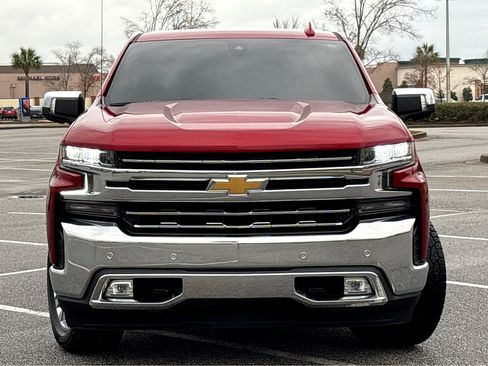 Used 2022 Chevrolet Silverado 1500 LTZ w/ Safety Package II image 2