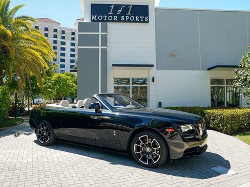 Used 2018 Rolls-Royce Dawn image 1