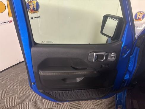 New 2026 Jeep Gladiator Sport image 10