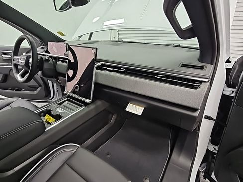 New 2026 GMC Sierra EV Elevation image 36