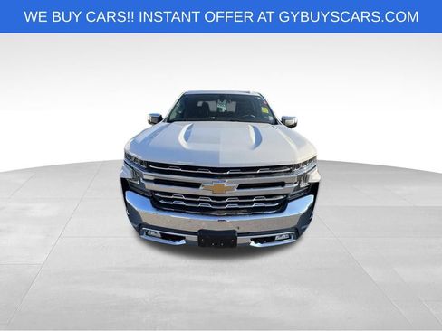 Used 2020 Chevrolet Silverado 1500 LTZ AWD/4WD image 3
