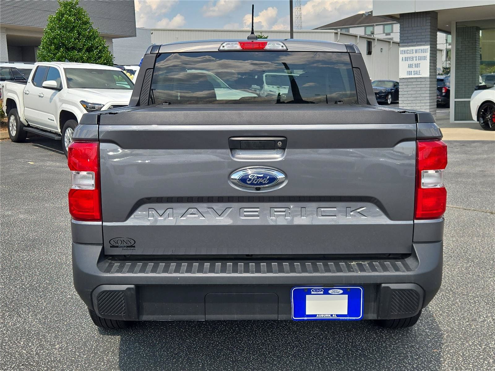 Certified 2023 Ford Maverick XLT FWD image 9