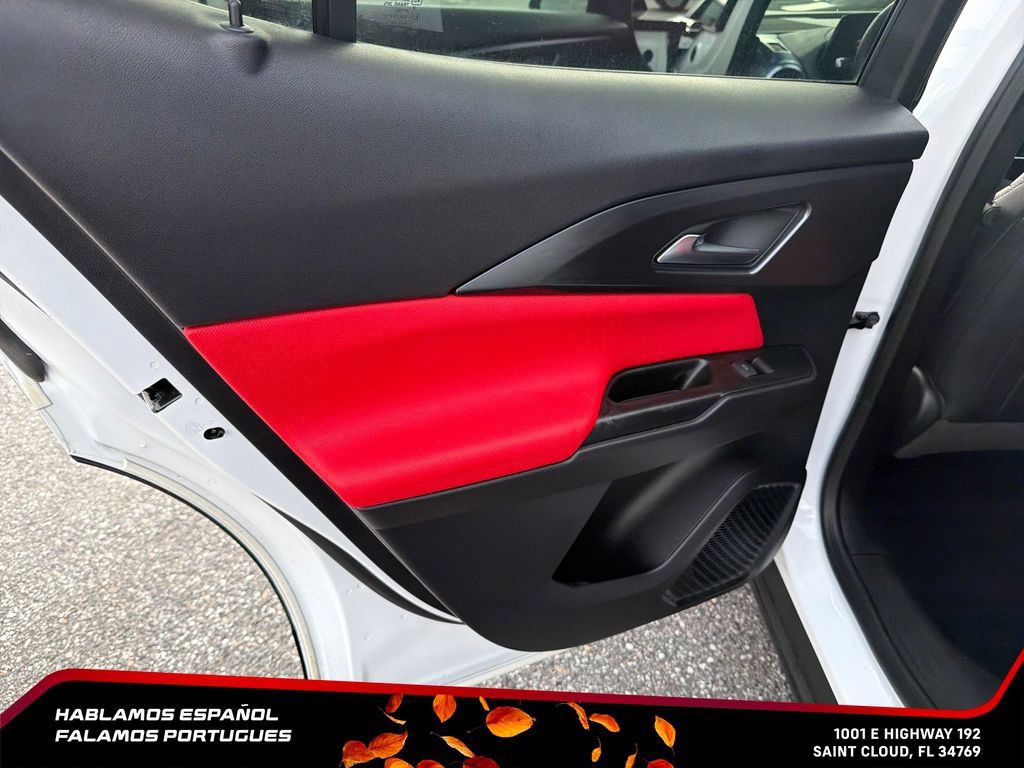 Certified 2024 Chevrolet Equinox EV RS FWD image 25
