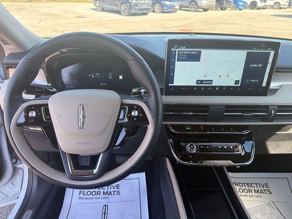 Used 2026 Lincoln Corsair Premiere AWD/4WD image 25