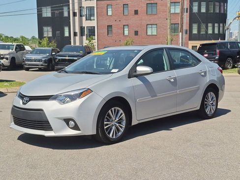 Used 2014 Toyota Corolla LE Premium w/ Driver Convenience Package FWD image 4