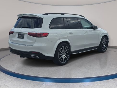 Used 2023 Mercedes-Benz GLS 450 4MATIC image 5