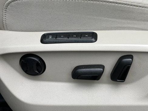 Used 2019 Volkswagen Atlas SEL Premium AWD/4WD image 37
