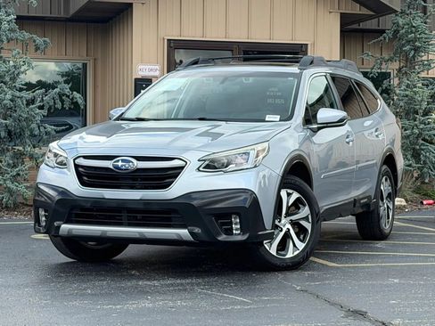 Used 2020 Subaru Outback Limited AWD/4WD image 2