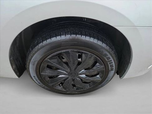 Used 2014 Nissan Sentra S FWD image 10