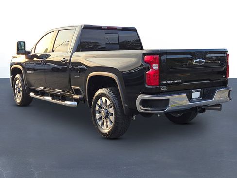 New 2026 Chevrolet Silverado 2500 LT image 7